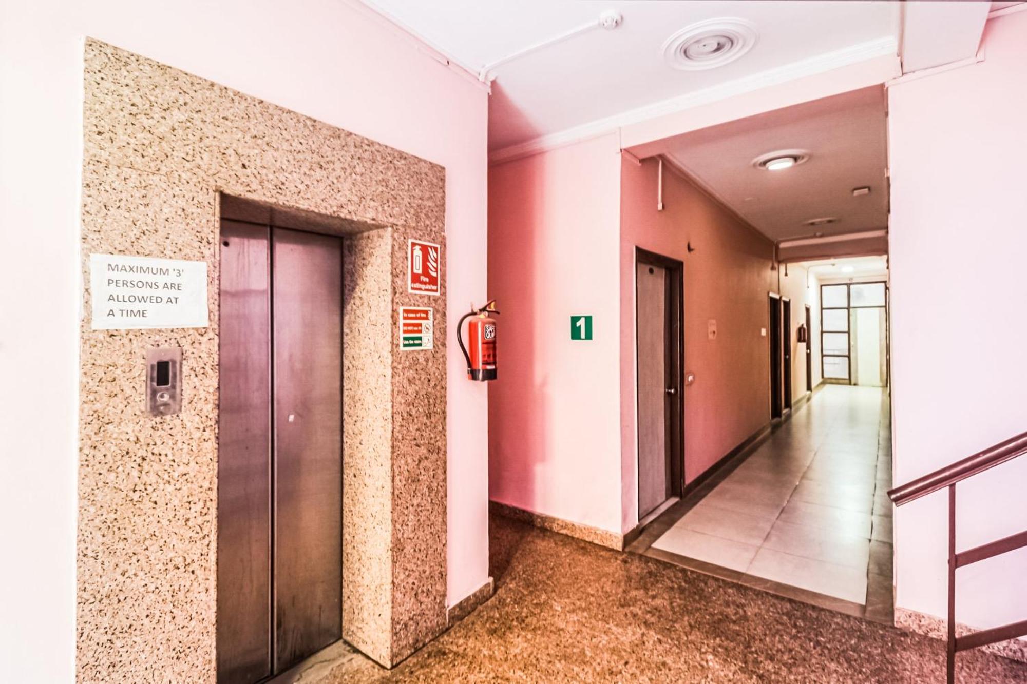 Hotel O Avni Residency Gurgaon Eksteriør billede